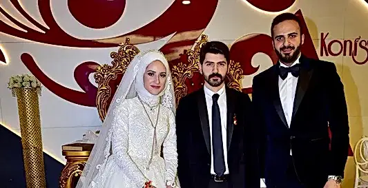 Erva Çamlı'nın Gelinlik Seçimi Alisse nuerA!