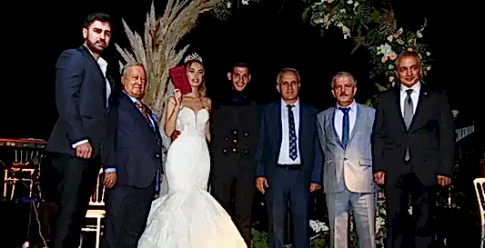 Nisa Aktaş Gelinlik Tercihini Alisse nuerA’dan Yana Kullandı